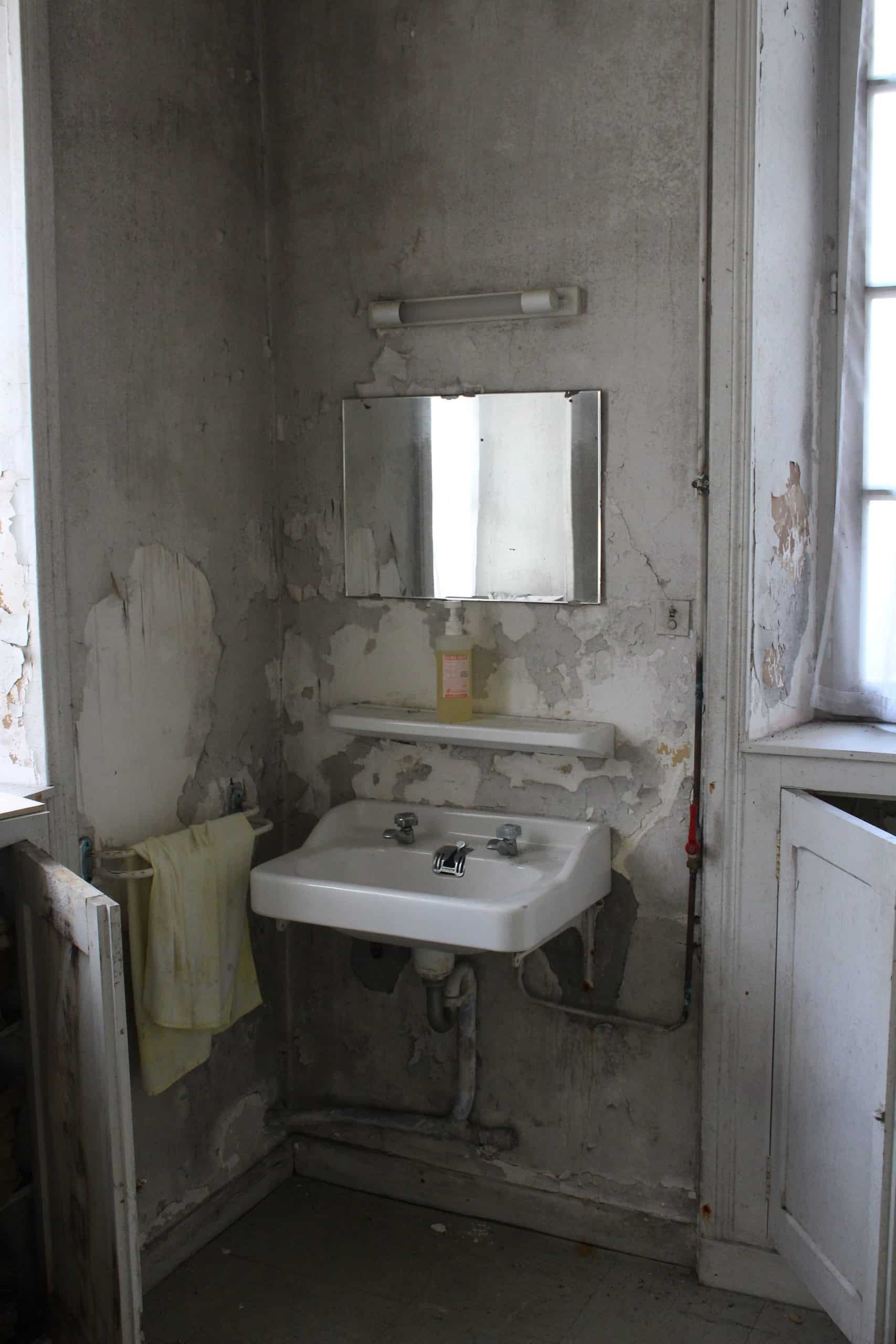 remodeling-a-bathroom