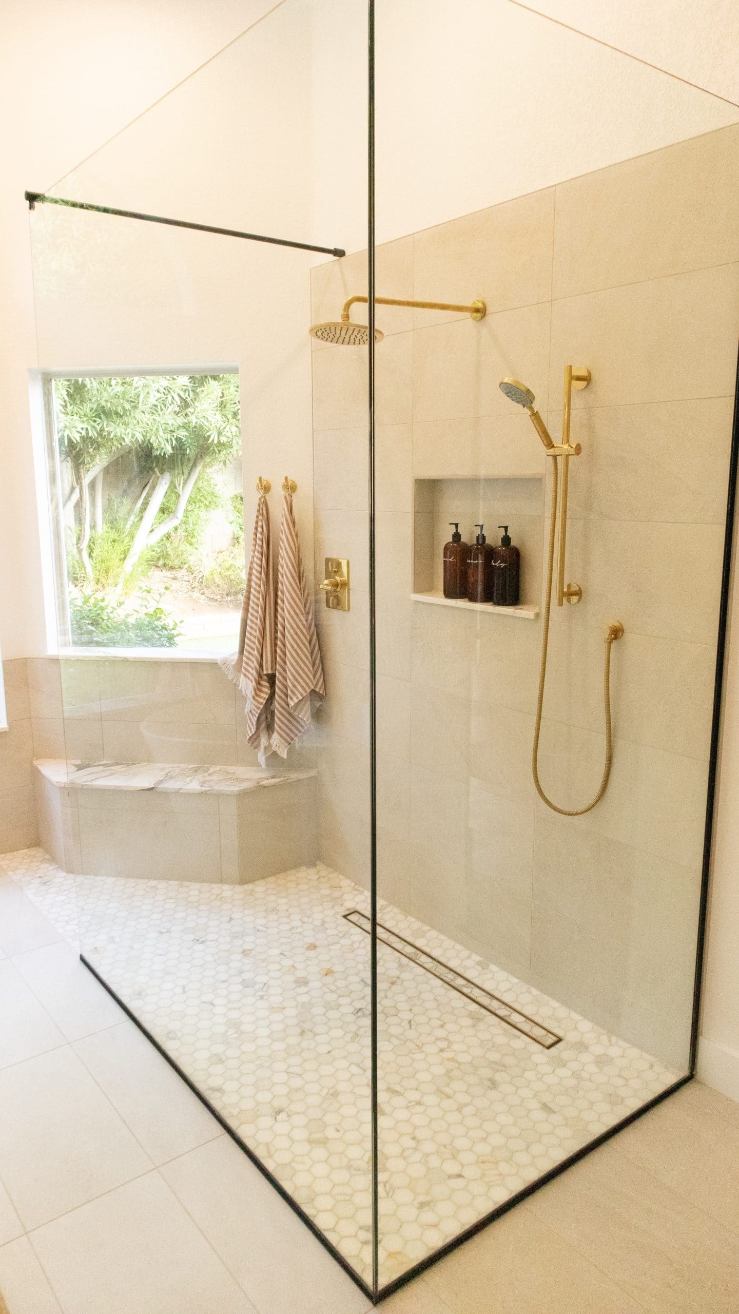 10 Bathroom Shower Remodel Ideas to Increase Home Value