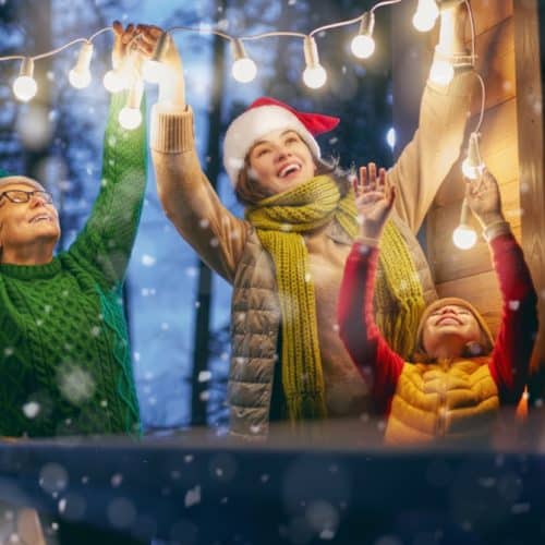 home improvement contractors Why-You-Should-Decorate-Your- Deck -for- New-Year’s