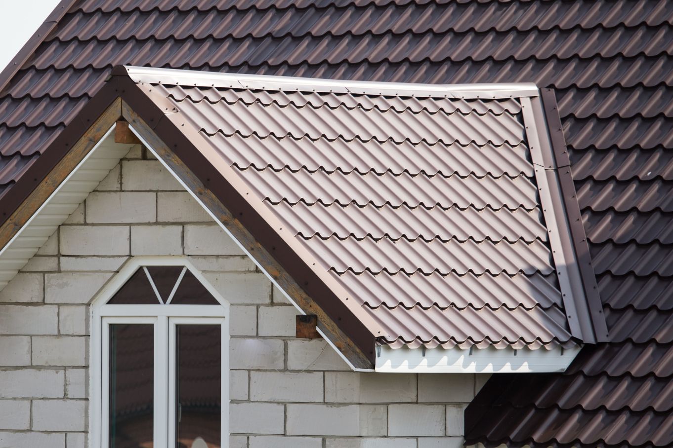 Know-About-Cleaning Your-Metal-Roof
