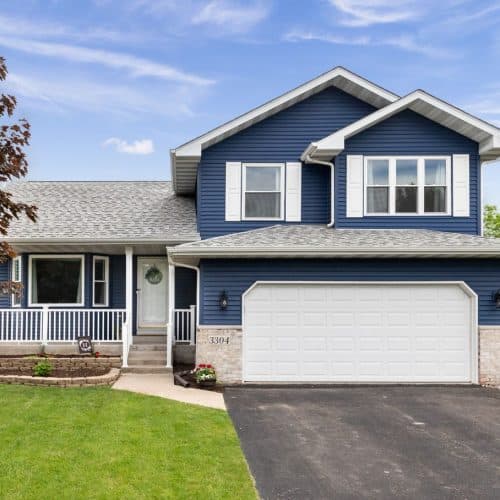 home improvement contractors How-To-Match-the Garage-Door-Entryway