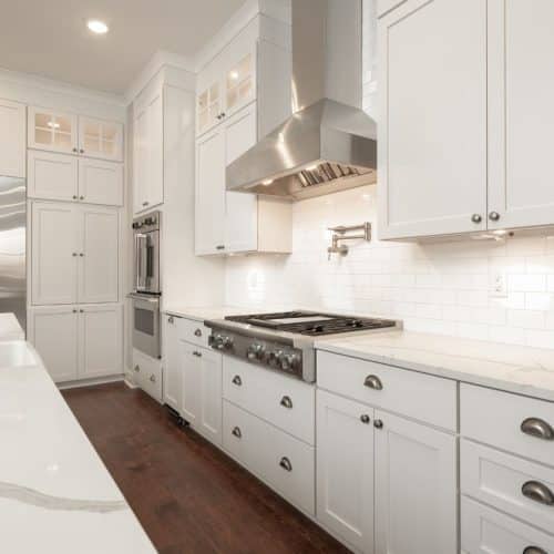 home improvement contractors How To Choose the Perfect Hardware for Your Kitchen Cabinets