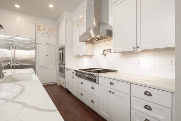 How To Choose the Perfect Hardware for Your Kitchen Cabinets
