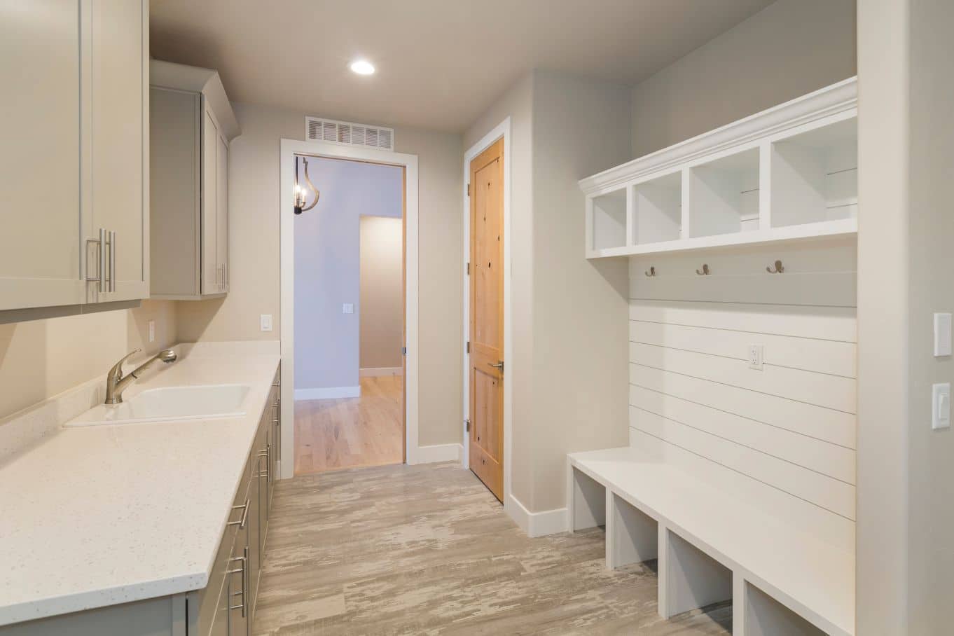 The Benefits of Having a Mudroom in Your Home