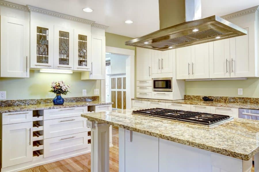 The Benefits of Custom Cabinets for Your Kitchen