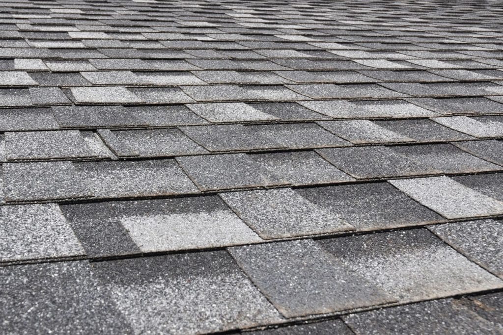 4 Causes of Your Roof Shingle Discoloration to Beware