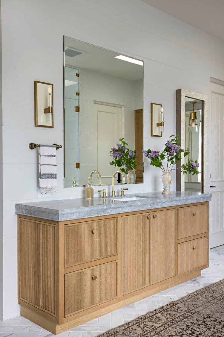 4 Awesome Master Bathroom Designs - HelloProject