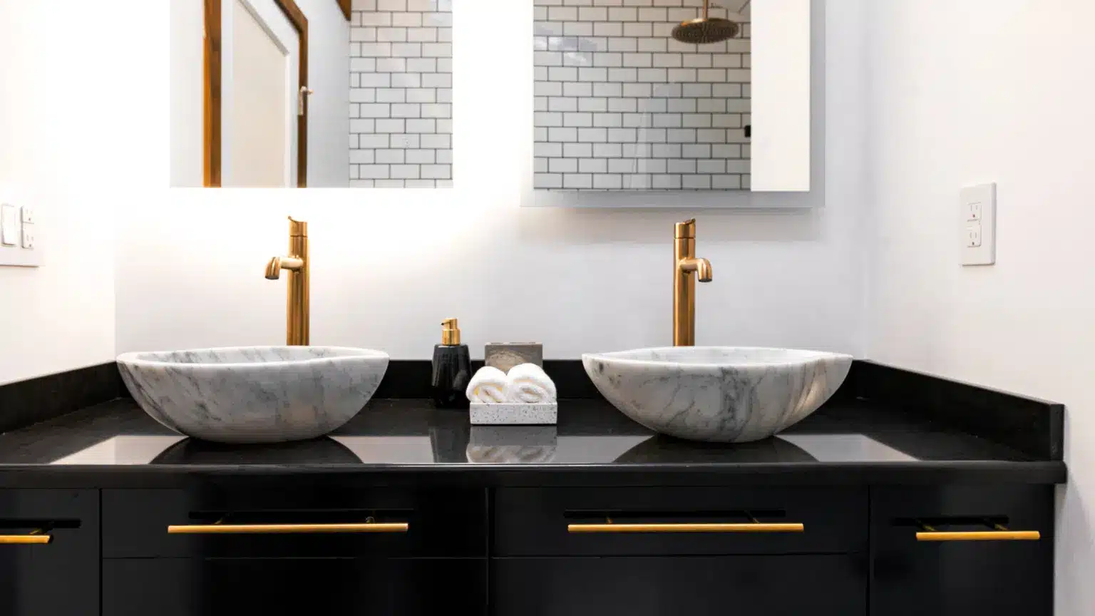 bathroom cabinets